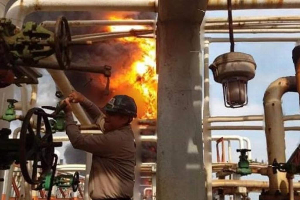 Viralizan fotografía de trabajador de Pemex lo llaman