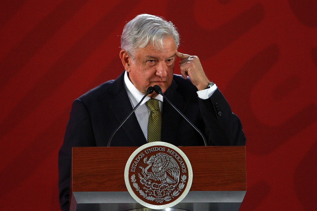 Salario mínimo aumenta a 102.68 pesos, confirma López Obrador