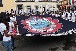 Gobierno no quiere liquidar adeudo con la Normal Veracruzana: Directora