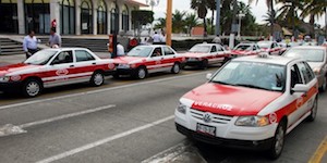 Ante inseguridad, taxistas instalarán “foco de pánico” en sus unidades