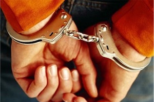Detienen a ocho con armas y drogas en Coatzacoalcos