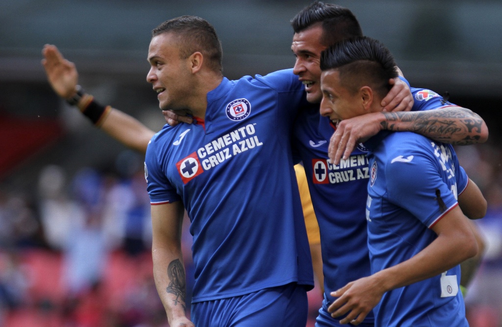 Cruz Azul espera levantar a costa de hundido Veracruz