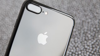 Piden a Apple activar chip de radio FM en iPhones