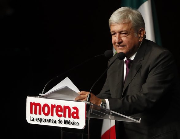 Recuerda AMLO haber predicho que Meade sería uno de los candidatos de “la mafia”