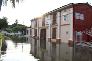 Suspenden clases 100% de escuelas en Tlacotalpan