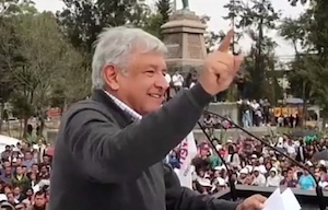 López Obrador invita a panistas a que se unan a su precampaña