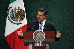 Destaca EPN inversión histórica en el sector aéreo nacional