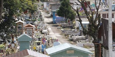 Ayuntamiento y SSP implementan operativos en panteones muncipales