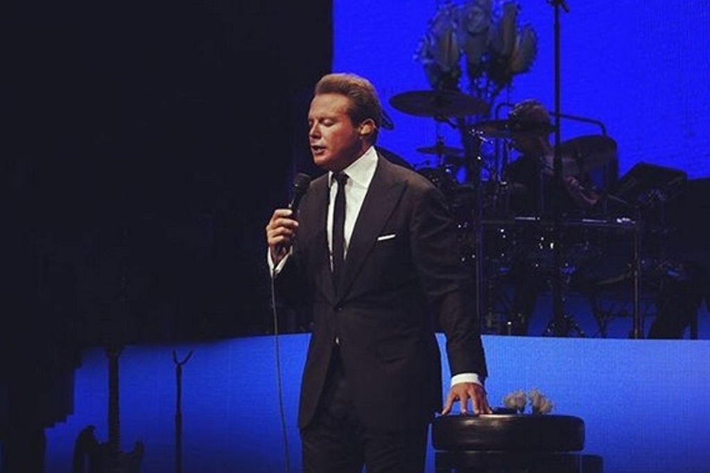 Se quejan fans de concierto de Luis Miguel; cancela presentación en Morelia