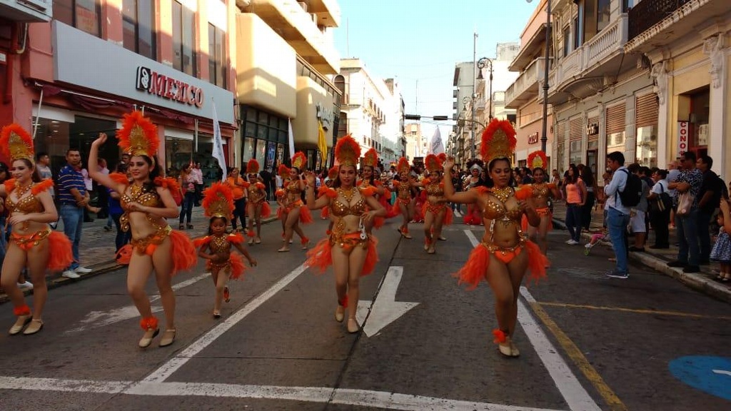 Este domingo gran Papaqui de Carnaval en el centro de Veracruz