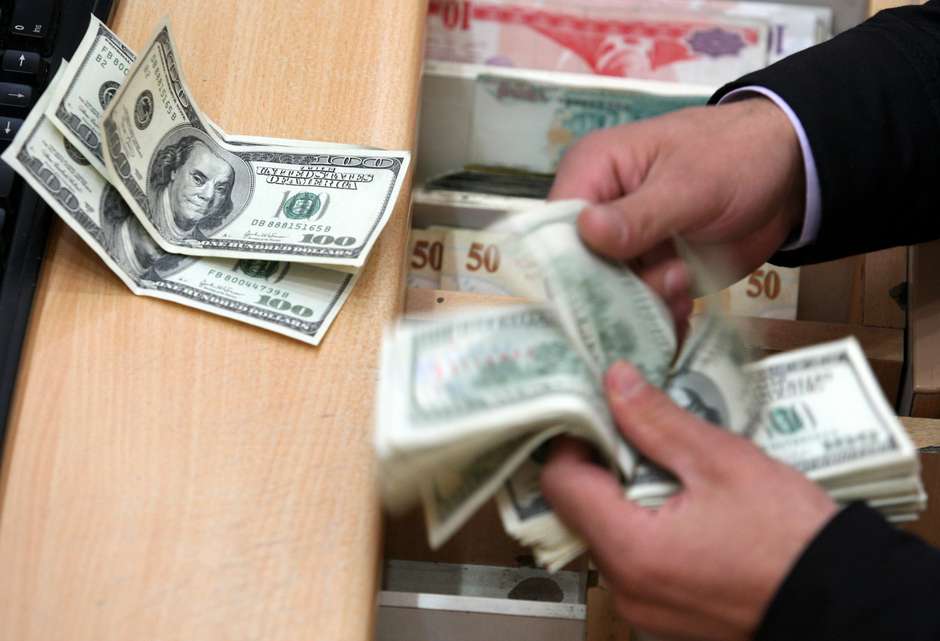 Dólar se vende en 18.90 pesos en el aeropuerto capitalino