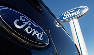 Ford abre centros de acopio en sus plantas mexicanas