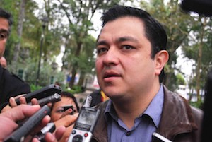 Destaca Américo buena relación y comunicación con su sucesor
