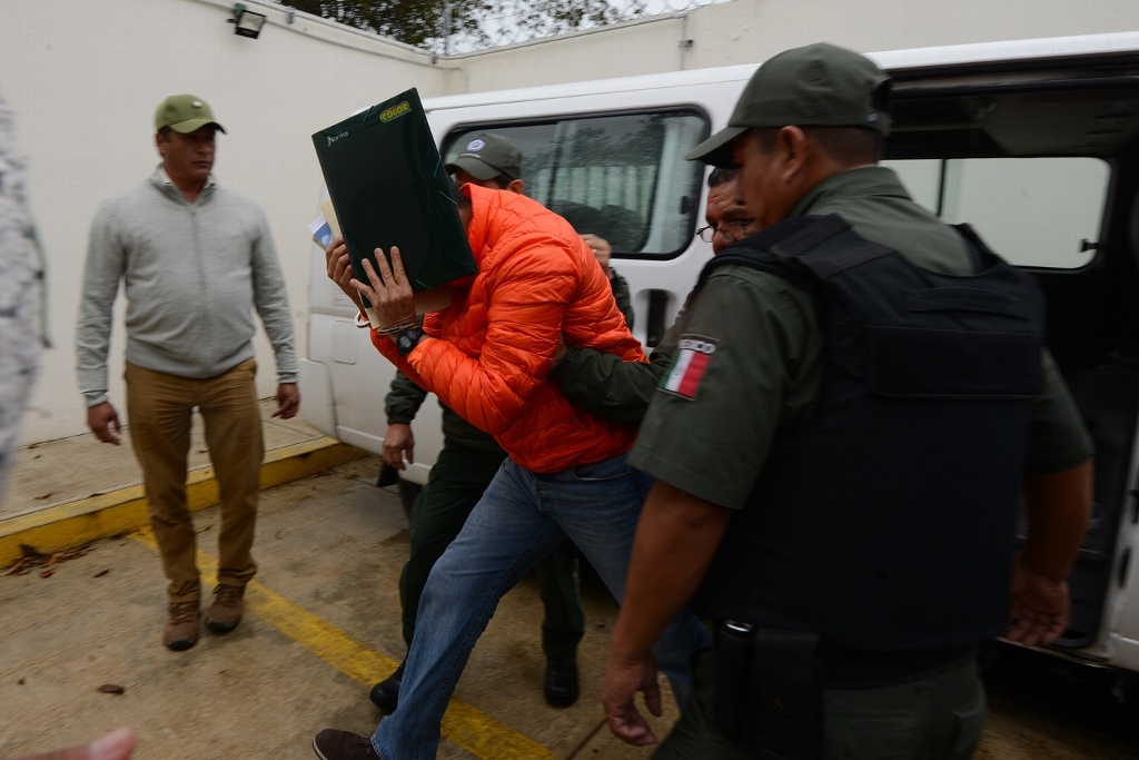 Arturo Bermúdez, ex secretario de Seguridad de Veracruz, sale de prisión