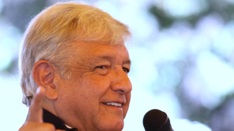 López Obrador, dispuesto a fumar la pipa de la paz con Salinas y Peña Nieto