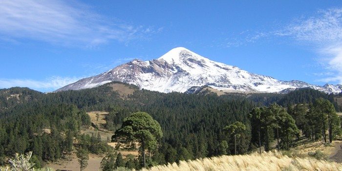 Alertan de temperaturas bajo cero en faldas del Pico de Orizaba