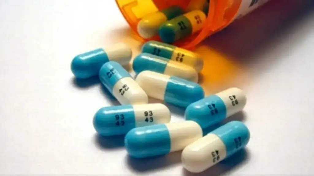 Conoce los riesgos de consumir medicamentos para bajar de peso rápido