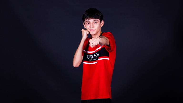 «El apellido pesa; quiero dejar huella en el box»: Roberto Chávez, nueva promesa de la Dinastía Chávez