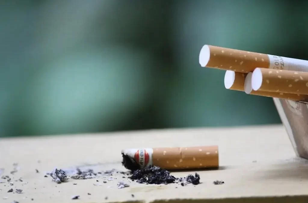 Humo del tabaco roba a niños 8,4 millones de años de vida saludable al año: Estudio