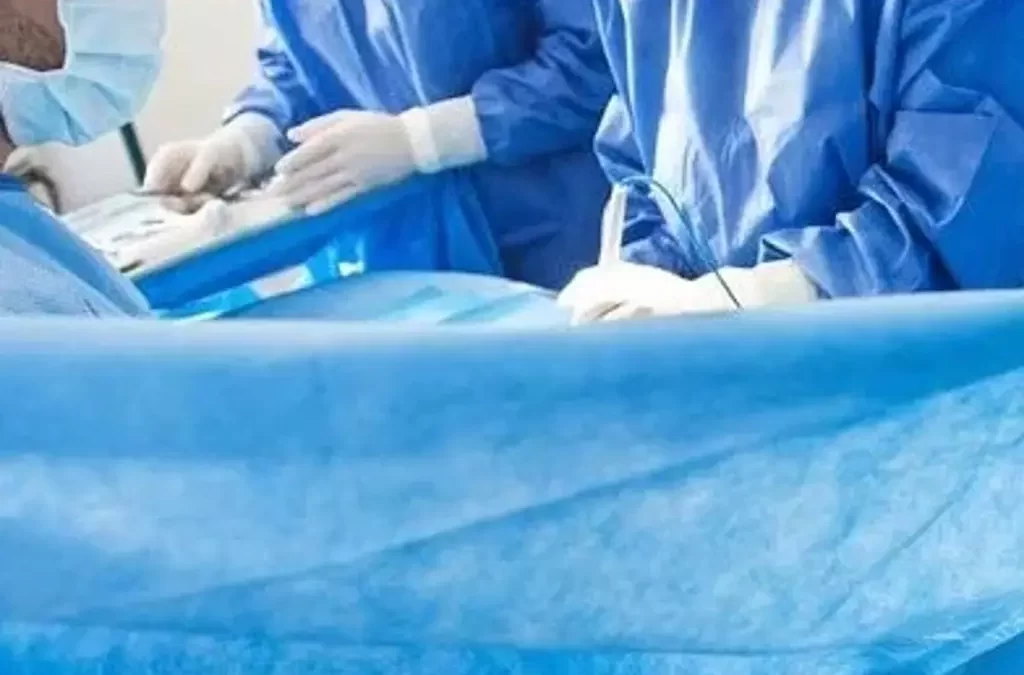 Proponen Ley Nicole para prohibir procedimientos estéticos en menores de edad