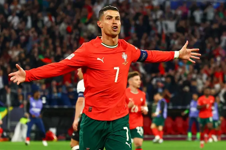 Ronaldo se convierte en el primer futbolista con más de mil millones de dólares en patrimonio
