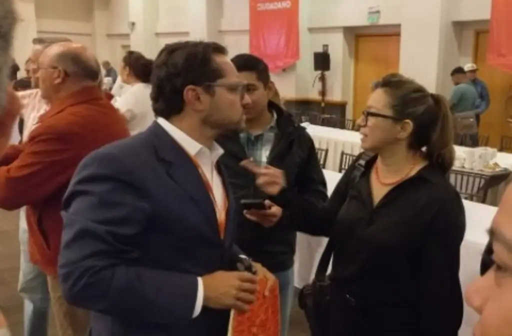 En evento de MC, reaparece Mercedes Santoyo, la excontralora de Cuitláhuac García