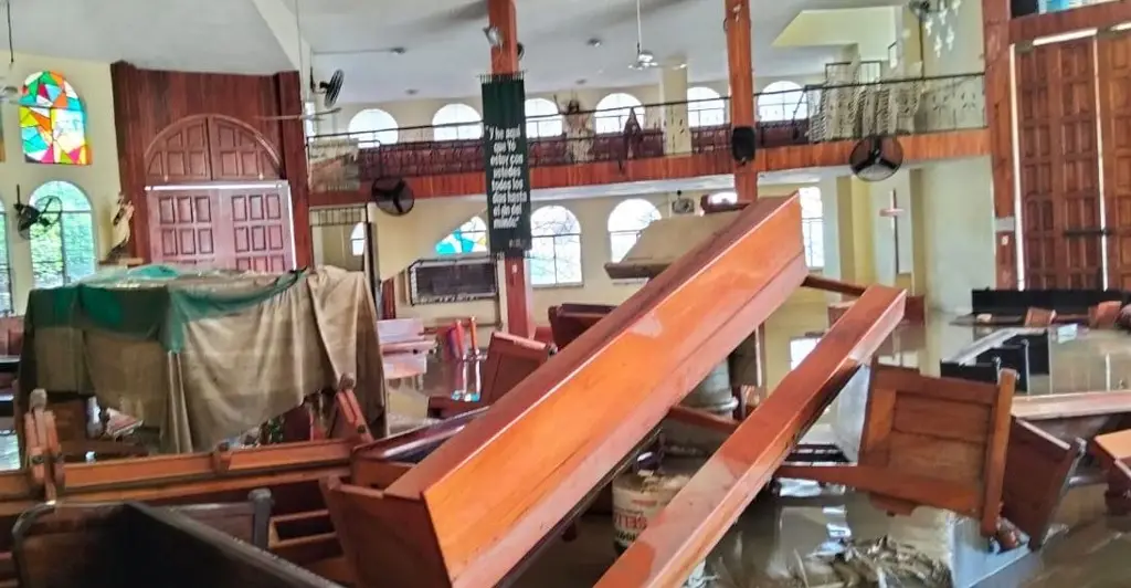 Así quedaron iglesias tras inundaciones en el norte de Veracruz; algunas lo perdieron todo