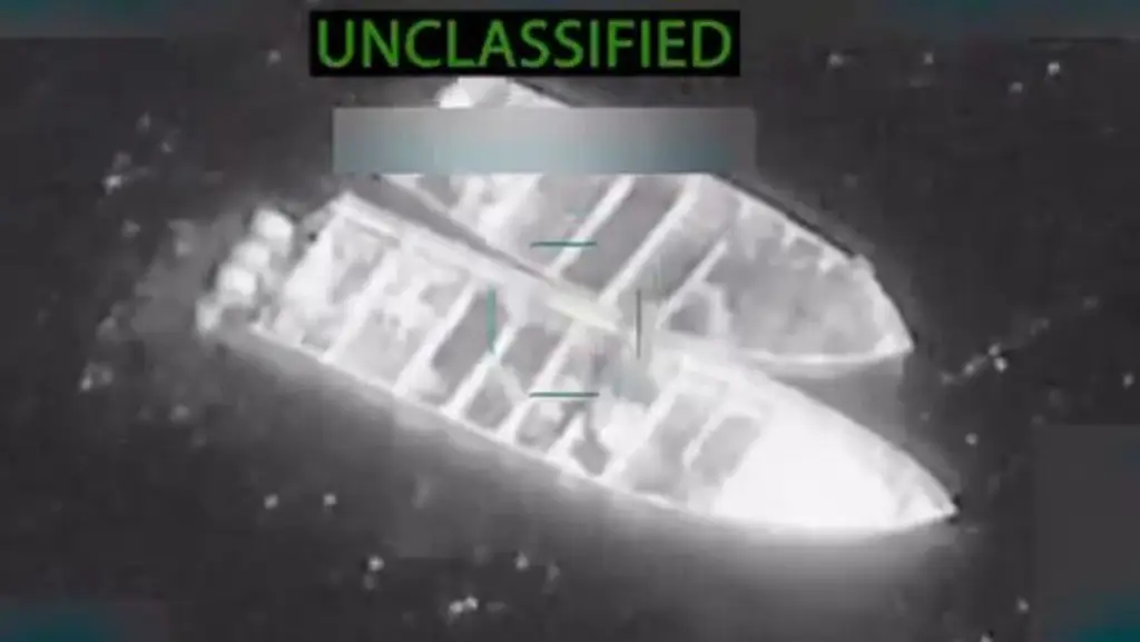 EU mata a 14 personas tras atacar 4 lanchas del narcotráfico; México rescata a sobreviviente