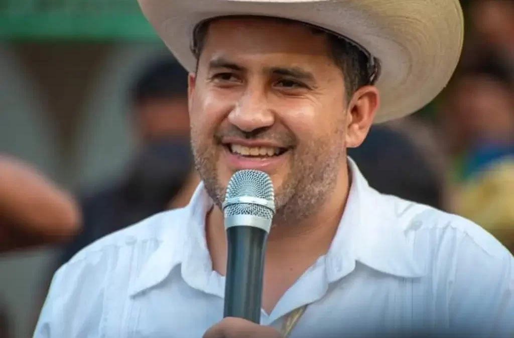 ¿Quién sucederá en el cargo al alcalde de Uruapan Carlos Manzo?