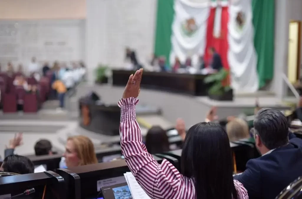 Anuncian comparecencias por Primer Informe de Gobierno en Congreso de Veracruz