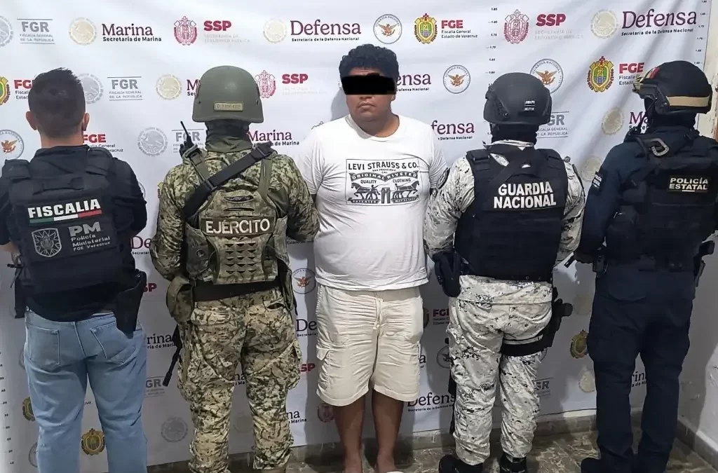 Detienen a regidor de Santiago Tuxtla, Veracruz