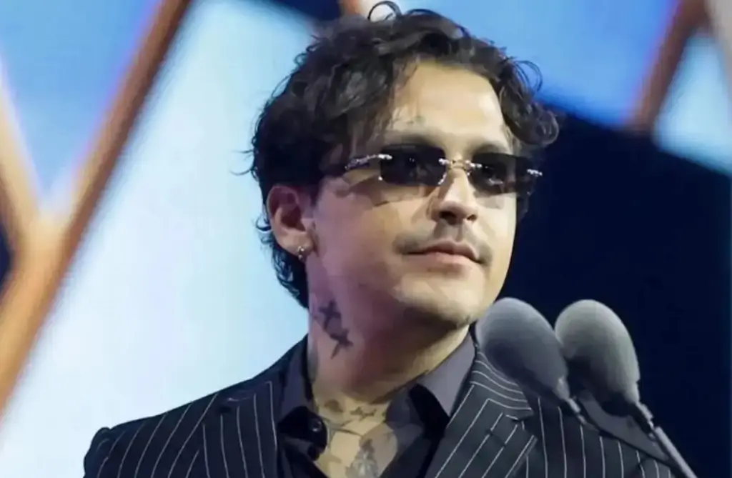 Christian Nodal anuncia gira por República Dominicana