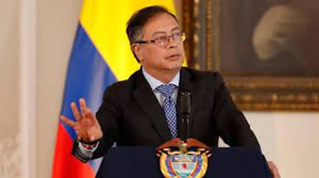Ordenan suspensión provisional de Gustavo Petro como presidente de Colombia