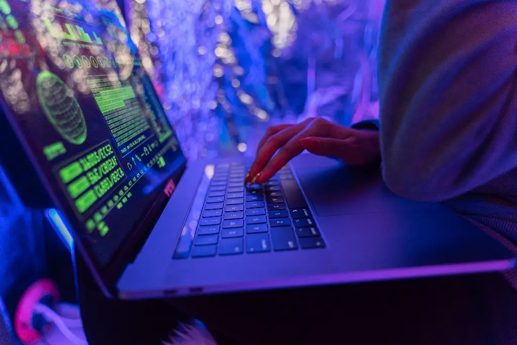 Hackeo a Presidencia habría expuesto 400 mil denuncias ciudadanas, ¿Qué riesgo hay?